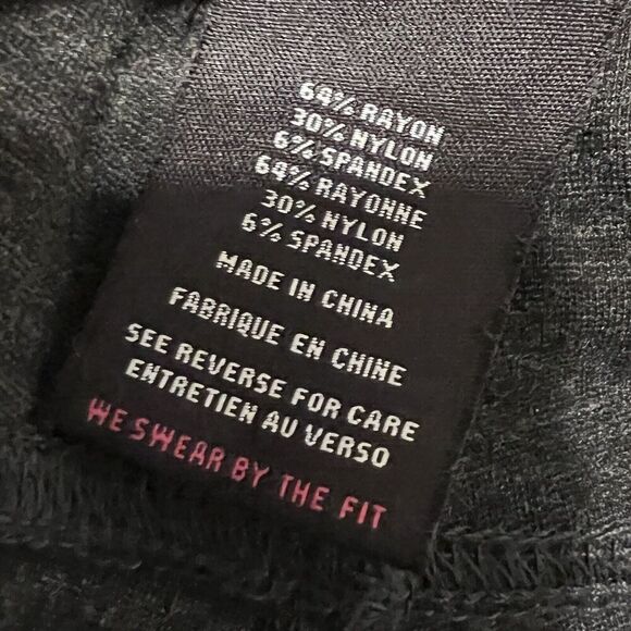 Torrid Women’s Plus Size 22 Capri Pants Stretch Gray Button Closure Denim - Picture 8 of 13